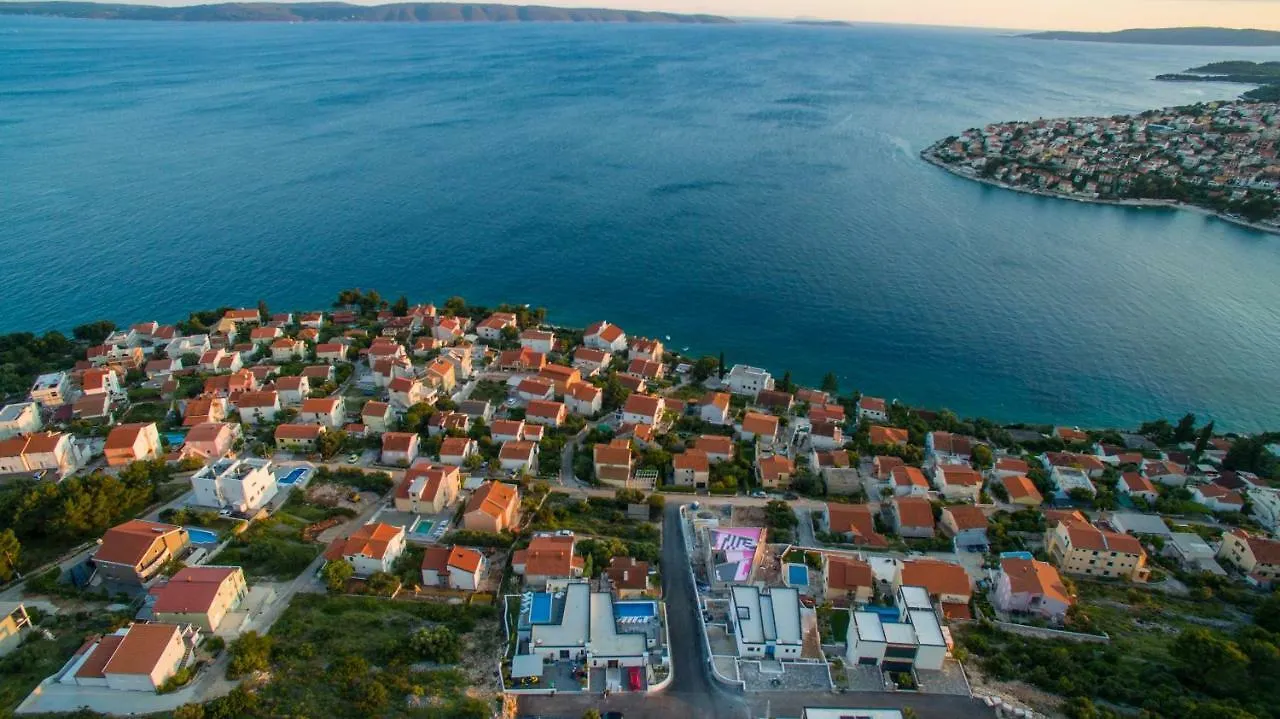 Villa Holiday Home Olive Exclusive - 8 People, Heated Pool, Okrug Gornji, Sea View Trogir