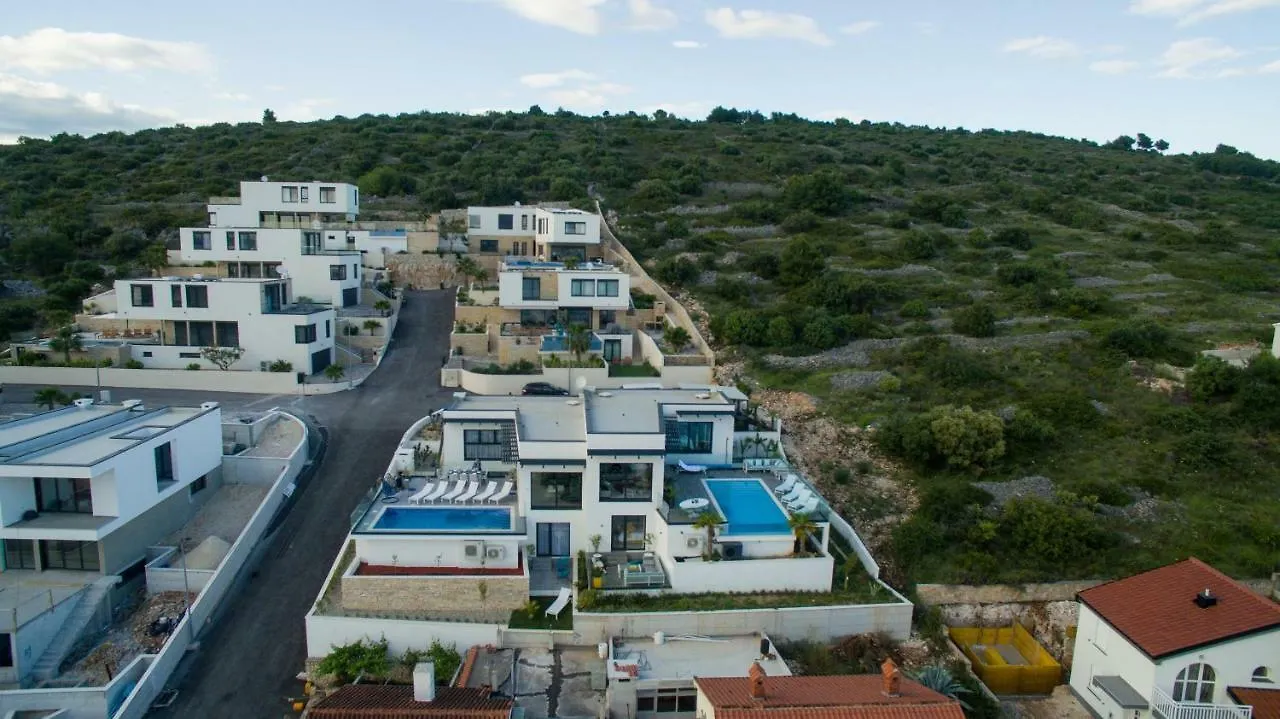 Holiday Home Olive Exclusive - 8 People, Heated Pool, Okrug Gornji, Sea View Trogir 0*,