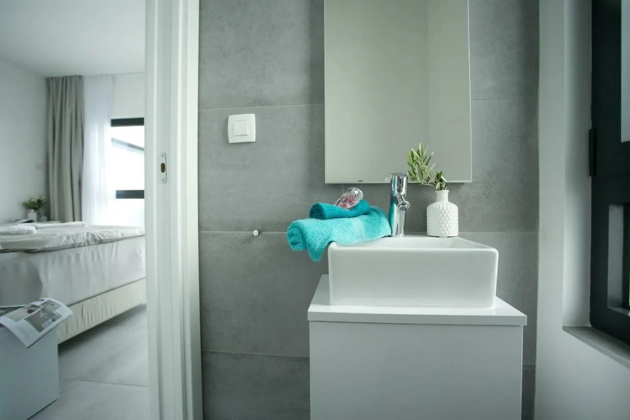Holiday Home Olive Exclusive - 8 People, Heated Pool, Okrug Gornji, Sea View Trogir 0*,  Chorvatsko