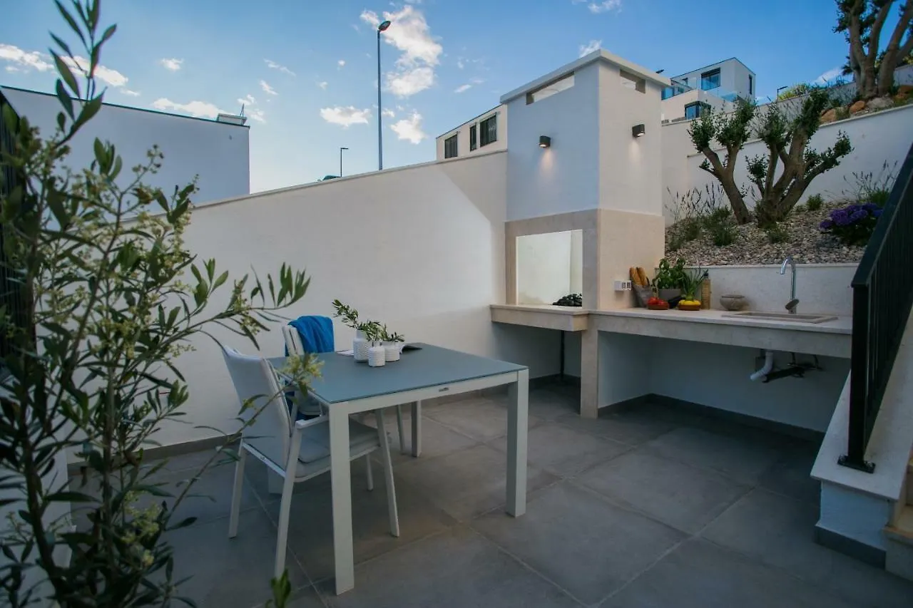 Holiday Home Olive Exclusive - 8 People, Heated Pool, Okrug Gornji, Sea View Trogir